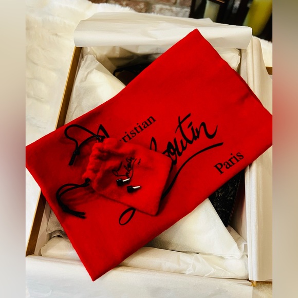 Authentic Black lace Christian Louboutins red bottom heels. Brand New. Size 39.5 - Picture 9 of 13